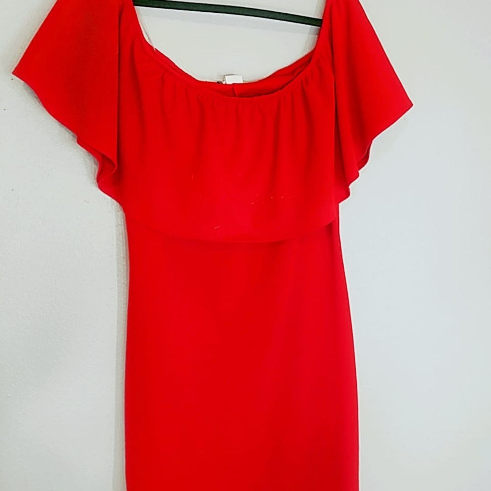 OFF THE SHOULDER DRESS